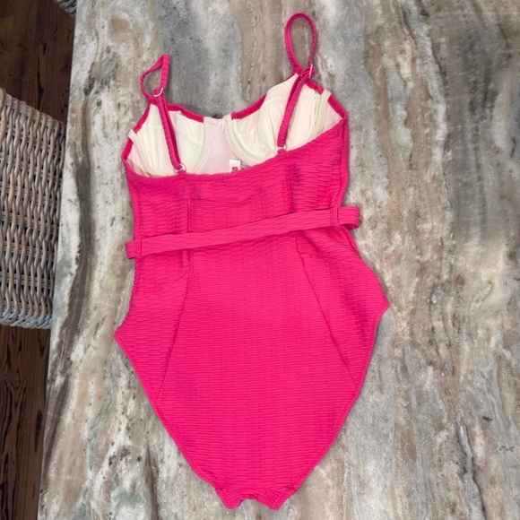 Women’s SOLID & STRIPED The Spencer One Piece Swimsuit Strawberry- Sz Small - Picture 6 of 7